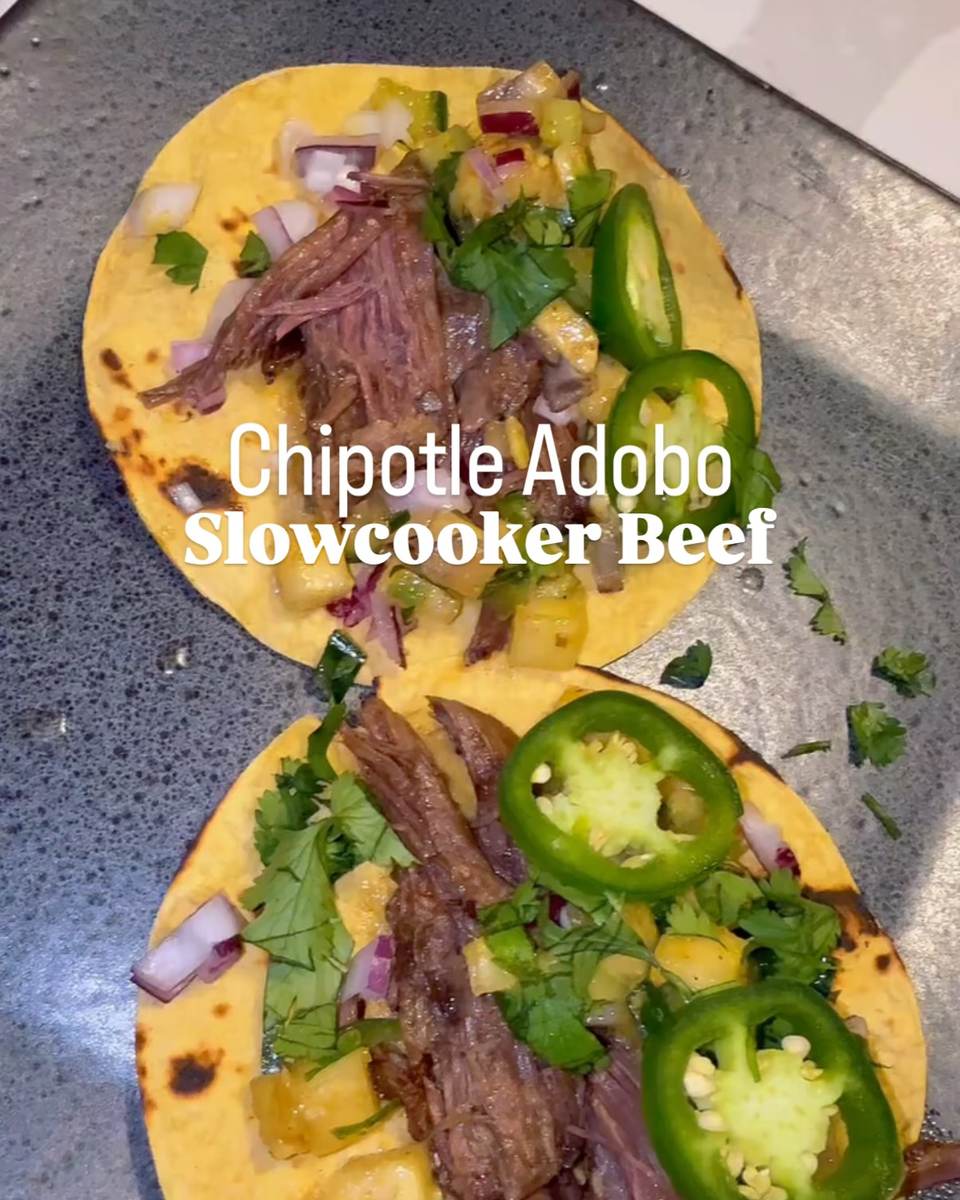 Slow Cooker Chipotle Shredded Beef