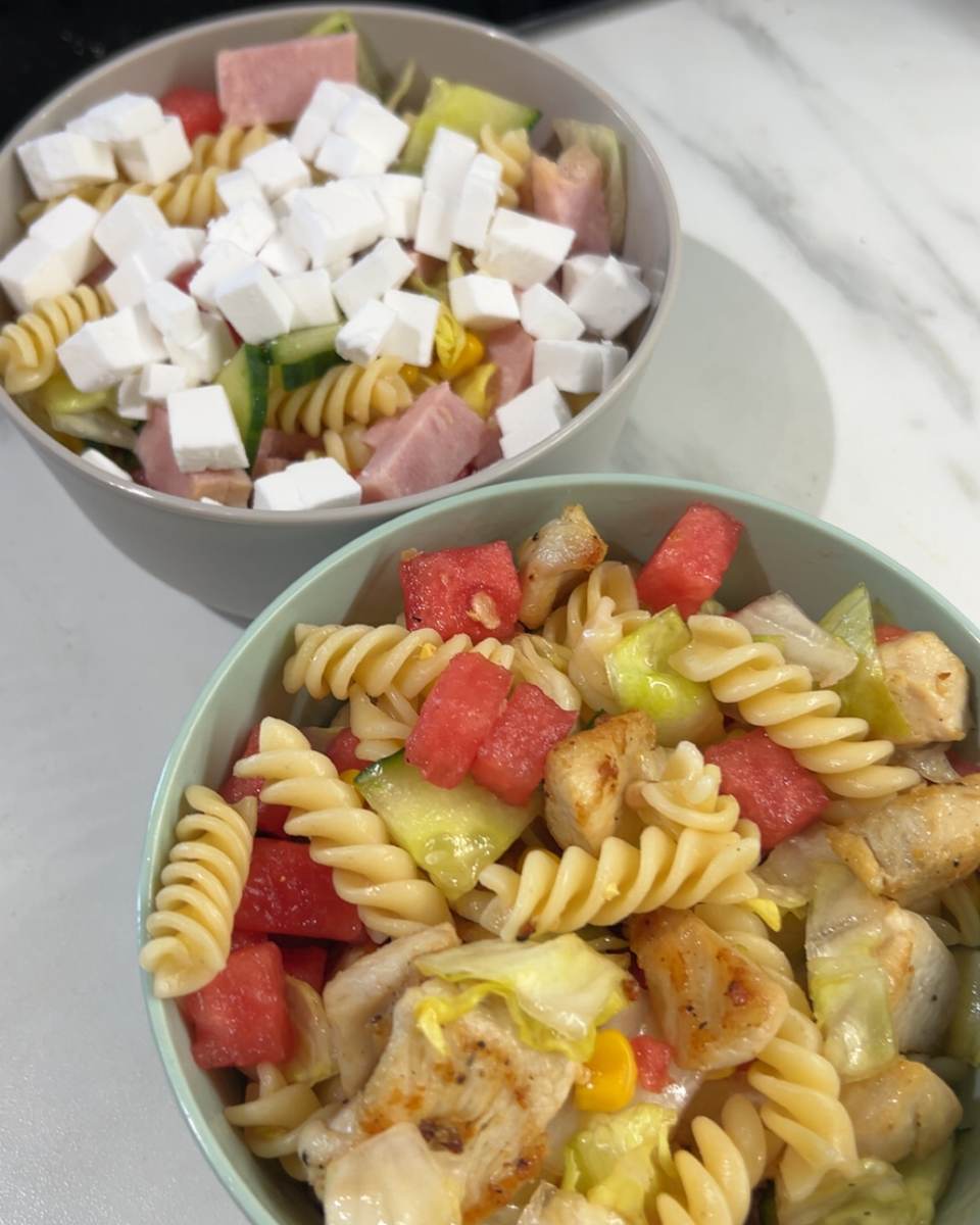 Pastasalat med kylling eller skinke 