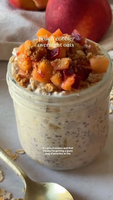 Peach Cobbler Overnight Oats